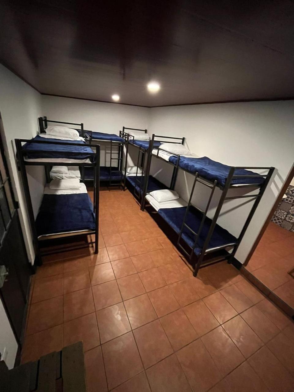 Hostal 17-52 Гватемала Экстерьер фото