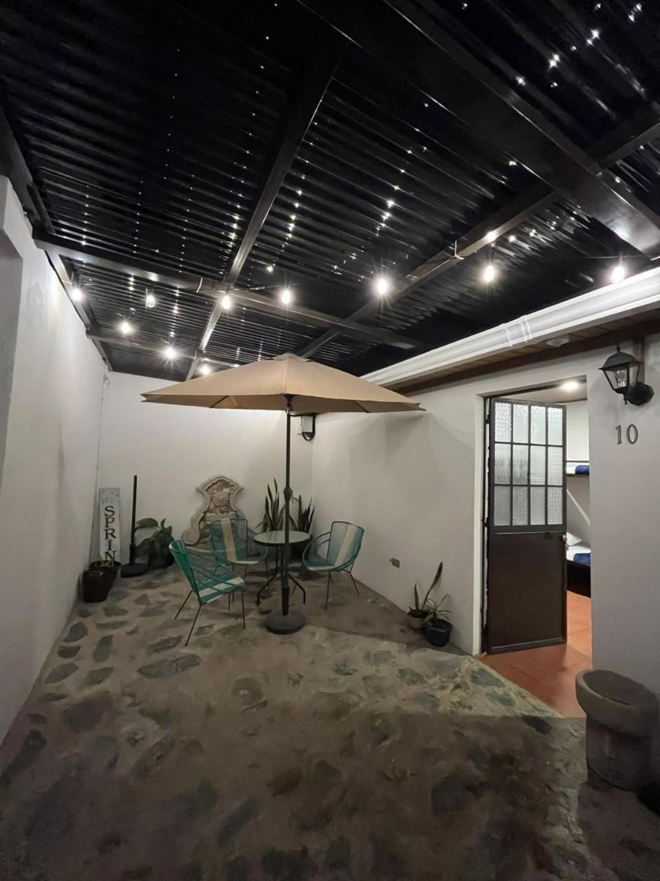 Hostal 17-52 Гватемала Экстерьер фото