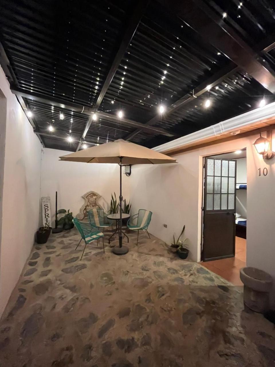 Hostal 17-52 Гватемала Экстерьер фото